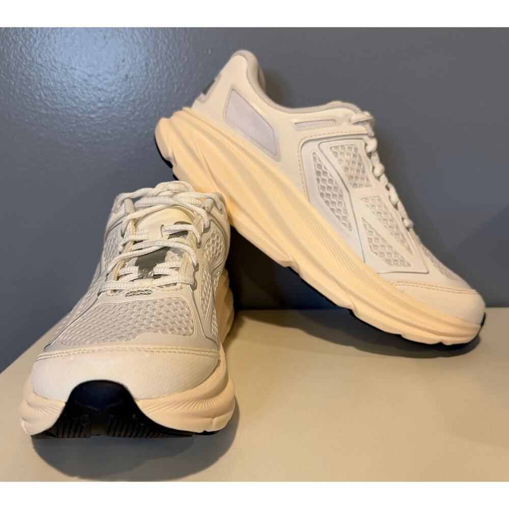 NIB Hoka® Clifton One9 Trainers - W9/M8 - Picture 3 of 10